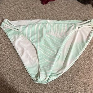 Roxy Reversible Bottoms